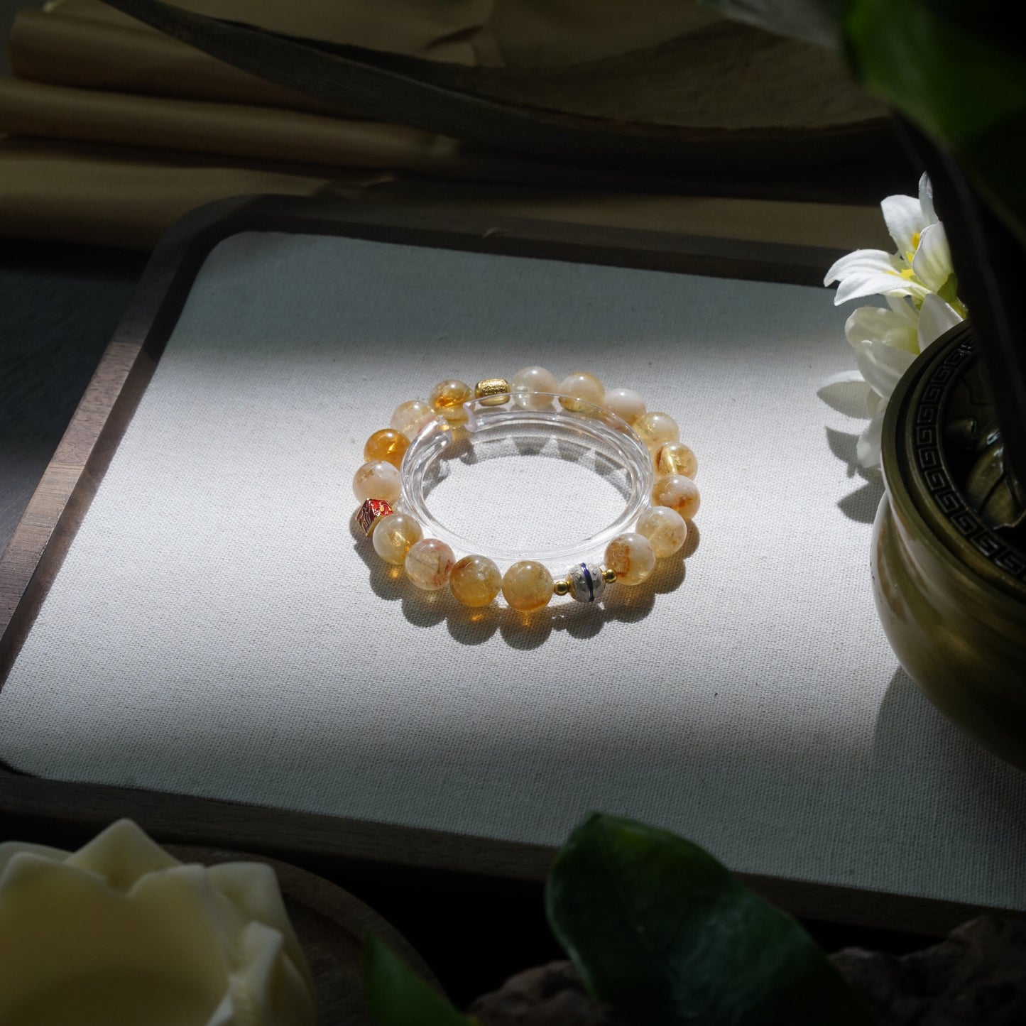 Wisdom-Feathered Yellow Quartz-Earth