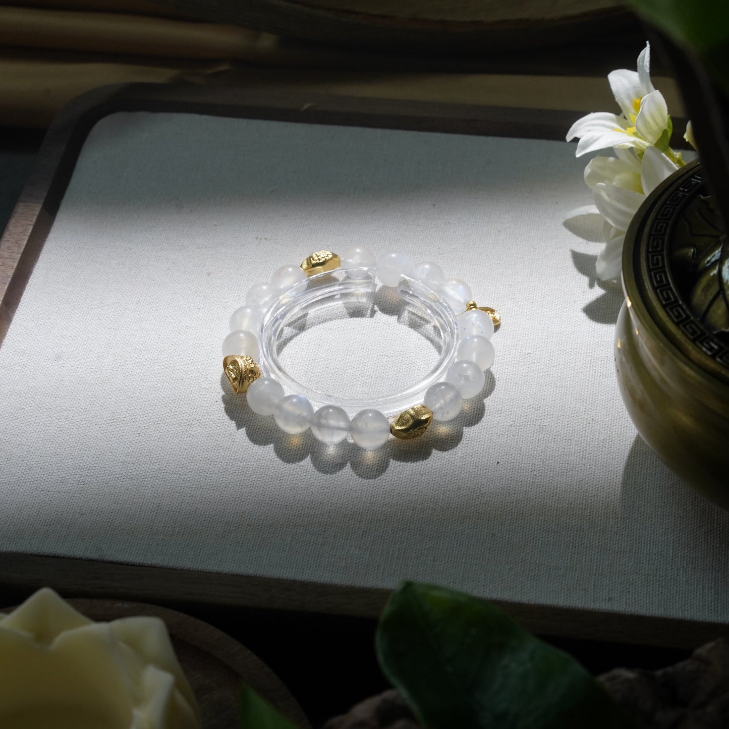 Wealth-Blue Moonstone-Metal